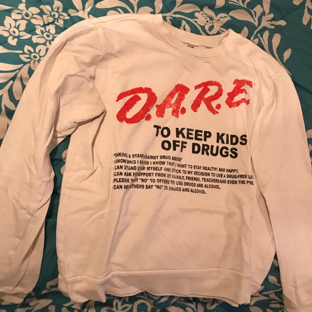 Sweatshirt